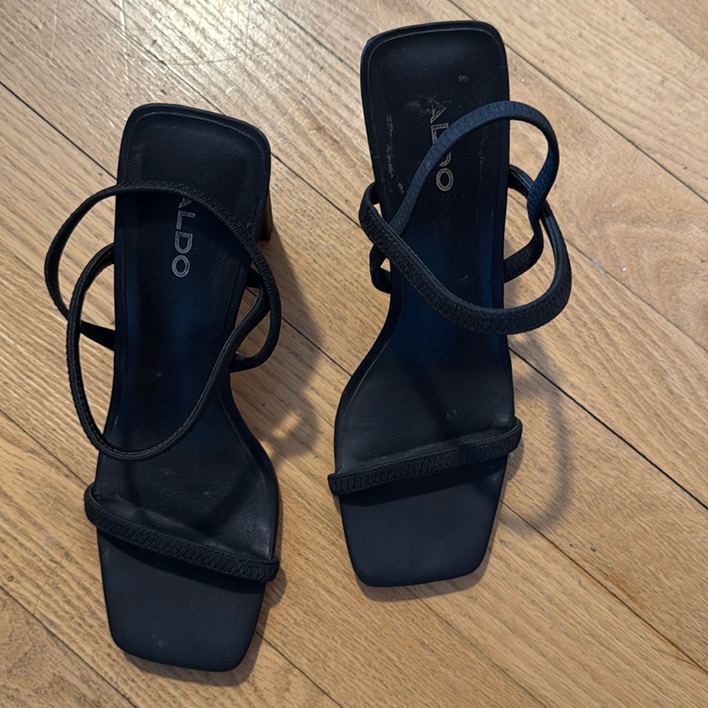 Aldo Sandals worn a couple of times